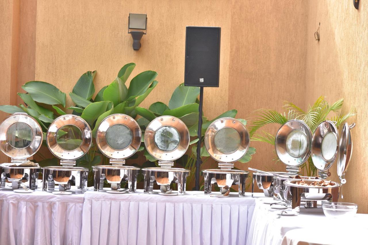 Canary Hotel Kampala Dış mekan fotoğraf