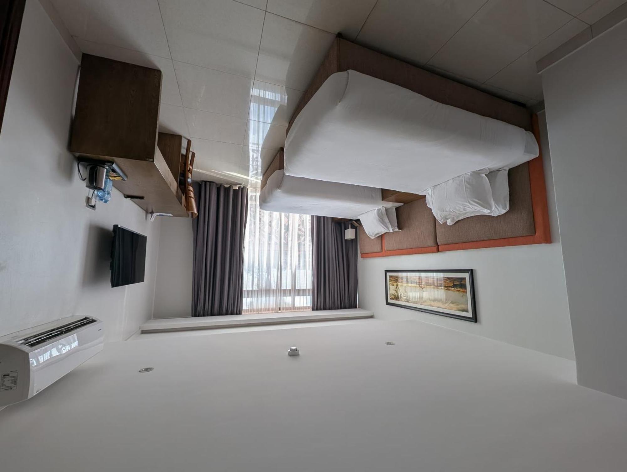 Canary Hotel Kampala Dış mekan fotoğraf